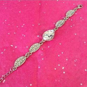 Silver Color Leaf Chain Bracelet w Accent Stones